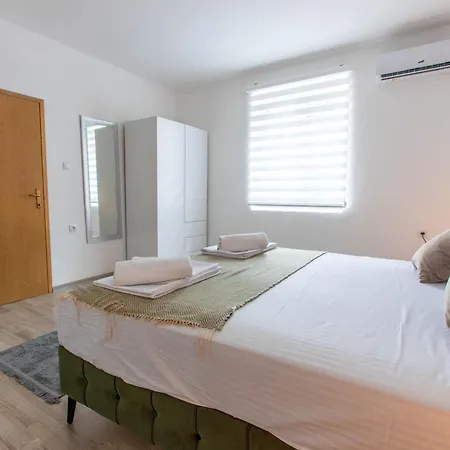 Aviora - Next To The Old Town * Mostar