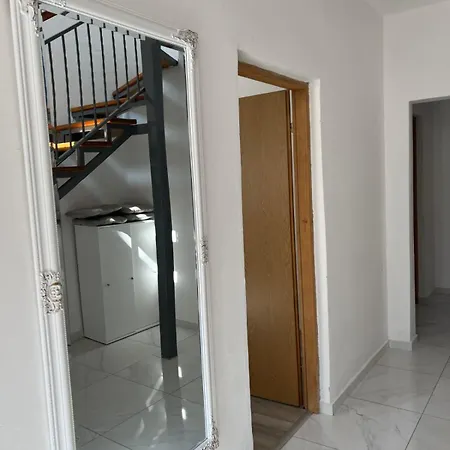 Aviora - Next To The Old Town Appartement